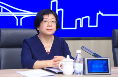 中國塑料機械工業協會常務副會長粟東平講話 中國塑料機械工業協會常務副會長粟東平講話