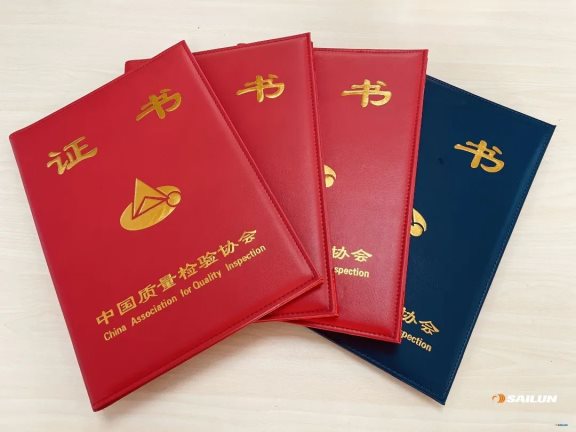 榮獲“全國輪胎行業質量領先品牌”“全國質量信用優秀企業”“全國質量誠信標桿企業”“全國百佳質量檢驗誠信標桿企業”等四項榮譽。 榮獲“全國輪胎行業質量領先品牌”“全國質量信用優秀企業”“全國質量誠信標桿企業”“全國百佳質量檢驗誠信標桿企業”等四項榮譽。