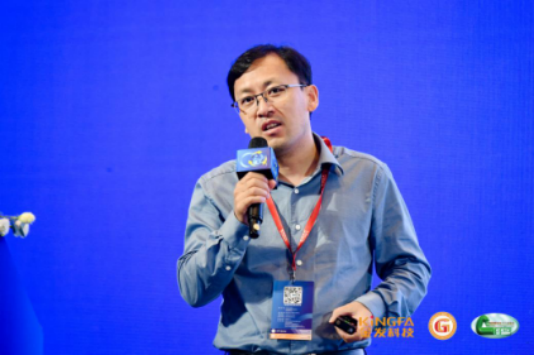 國家發(fā)改委宏觀經(jīng)濟(jì)研究院體改所副處長(zhǎng)、副研究員 張德元 國家發(fā)改委宏觀經(jīng)濟(jì)研究院體改所副處長(zhǎng)、副研究員 張德元