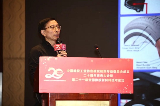 北京化工大學先進彈性體研究中心負責人吳衛東