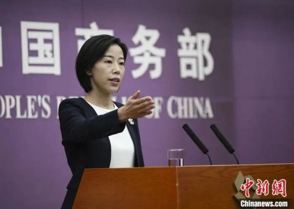 商務部新聞發言人束玨婷 商務部新聞發言人束玨婷