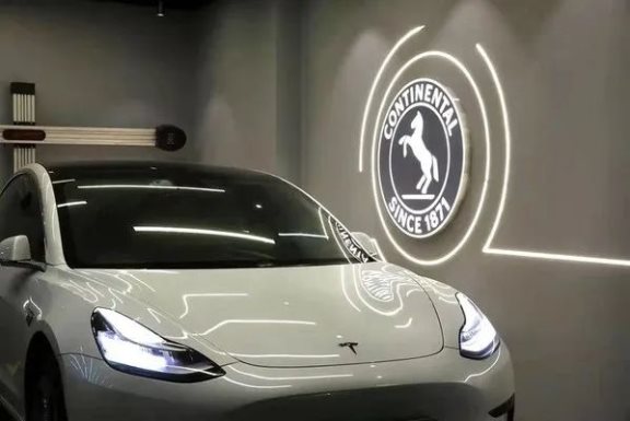 德國馬牌輪胎正式推出EV Bay電動車工位 德國馬牌輪胎正式推出EV Bay電動車工位