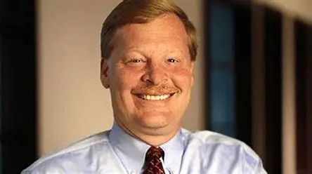 杜邦執行董事長兼首席執行官埃德·布林 (Ed Breen) 杜邦執行董事長兼首席執行官埃德·布林 (Ed Breen)