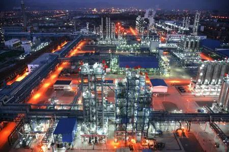 蘭州石化橡膠廠提前40多天完成全年合成橡膠生產任務 蘭州石化橡膠廠提前40多天完成全年合成橡膠生產任務