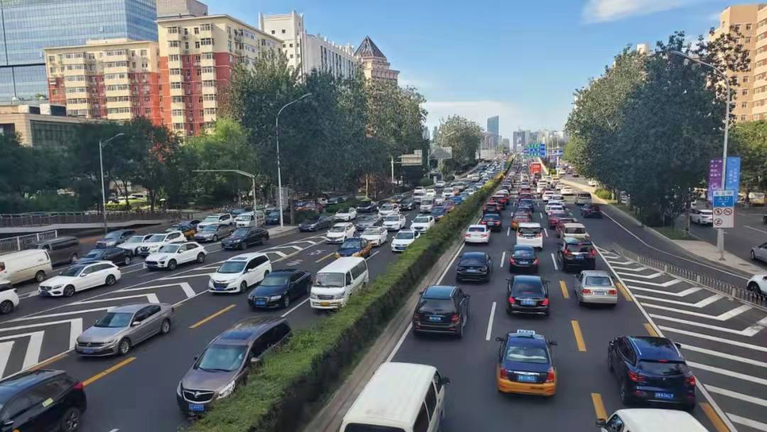 連續7年銷量破2000萬輛 同比增長6.5％ 挺住了！中國乘用車市盡顯韌性