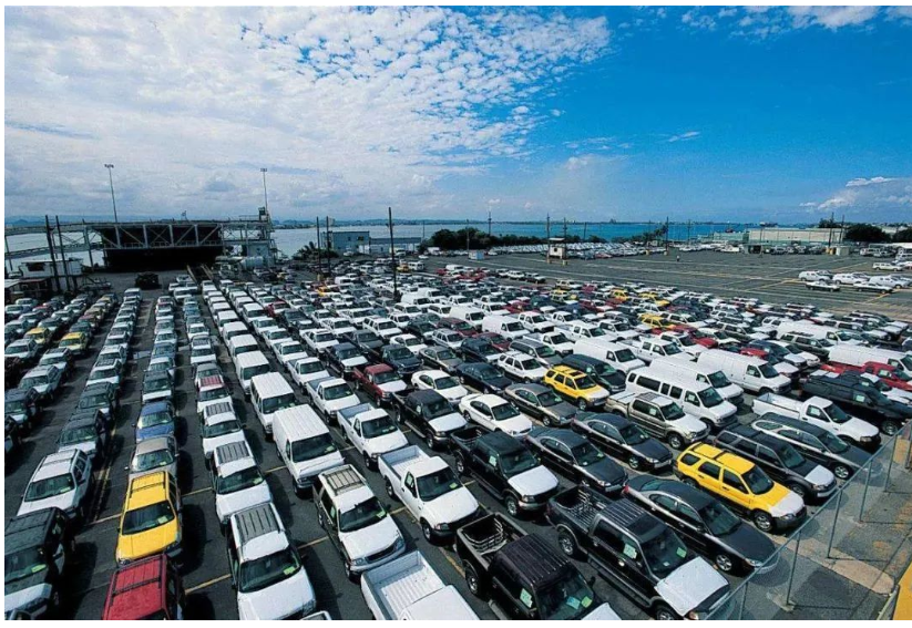 2021年我國二手車全年交易量達1758.51萬輛,同比增長22.6% 2021年我國二手車全年交易量達1758.51萬輛,同比增長22.6%