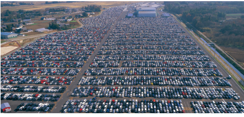 美國二手車年交易量穩(wěn)定在4000萬至4500萬輛之間,是新車銷量的3倍左右。 美國二手車年交易量穩(wěn)定在4000萬至4500萬輛之間,是新車銷量的3倍左右。