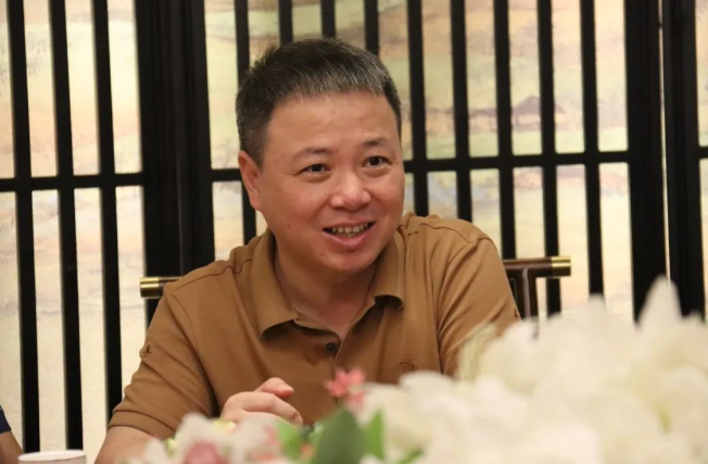 廣西華港農牧發展有限公司董事長彭春發發言 廣西華港農牧發展有限公司董事長彭春發發言