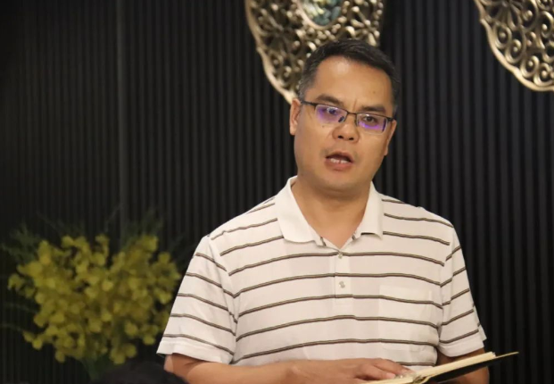 南寧菲賽迪農牧有限公司總經理李啟平發言 南寧菲賽迪農牧有限公司總經理李啟平發言