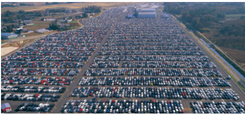 美國二手車年交易量穩定在4000萬至4500萬輛之間,是新車銷量的3倍左右。 美國二手車年交易量穩定在4000萬至4500萬輛之間,是新車銷量的3倍左右。