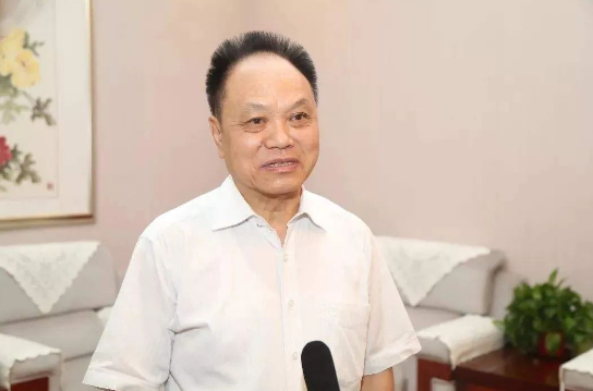 蹇錫高院士線上參加會議 蹇錫高院士線上參加會議