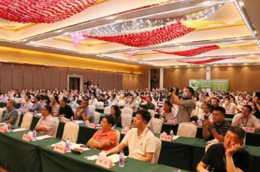 穩經濟保運行，抓經濟促發展——第九屆農藥行業經濟運行分析會暨2022農藥行業名單發布會順利召開
