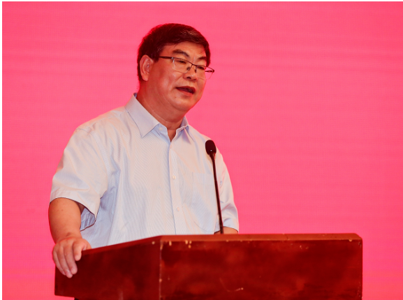 張洪民當(dāng)選為山東省橡膠行業(yè)協(xié)會(huì)新一屆會(huì)長(zhǎng)。 張洪民當(dāng)選為山東省橡膠行業(yè)協(xié)會(huì)新一屆會(huì)長(zhǎng)。