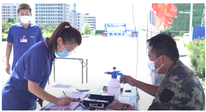 正道輪胎有限公司采取各種有針對性的措施,一手抓疫情防控,一手抓企業生產,確保穩產保供 正道輪胎有限公司采取各種有針對性的措施,一手抓疫情防控,一手抓企業生產,確保穩產保供