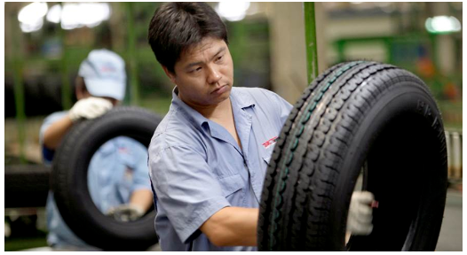 中國輪胎市場產品線齊全,汽車銷量的不斷增長和對替換輪胎需求的激增正在推動中國輪胎的生產。同時,中國輪胎在全球范圍內有巨大的需求,因為它們價格合理,并且由優質材料制成。 中國輪胎市場產品線齊全,汽車銷量的不斷增長和對替換輪胎需求的激增正在推動中國輪胎的生產。同時,中國輪胎在全球范圍內有巨大的需求,因為它們價格合理,并且由優質材料制成。