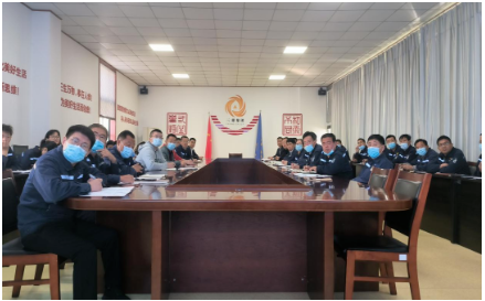 通過此次培訓,不僅增加了集團及各子公司對于安全風險隱患的排查與治理方法,同時也提高了員工安全生產防范意識,防范安全事故、事件的發生,為節后復工復產打了一針“強心劑”。 通過此次培訓,不僅增加了集團及各子公司對于安全風險隱患的排查與治理方法,同時也提高了員工安全生產防范意識,防范安全事故、事件的發生,為節后復工復產打了一針“強心劑”。