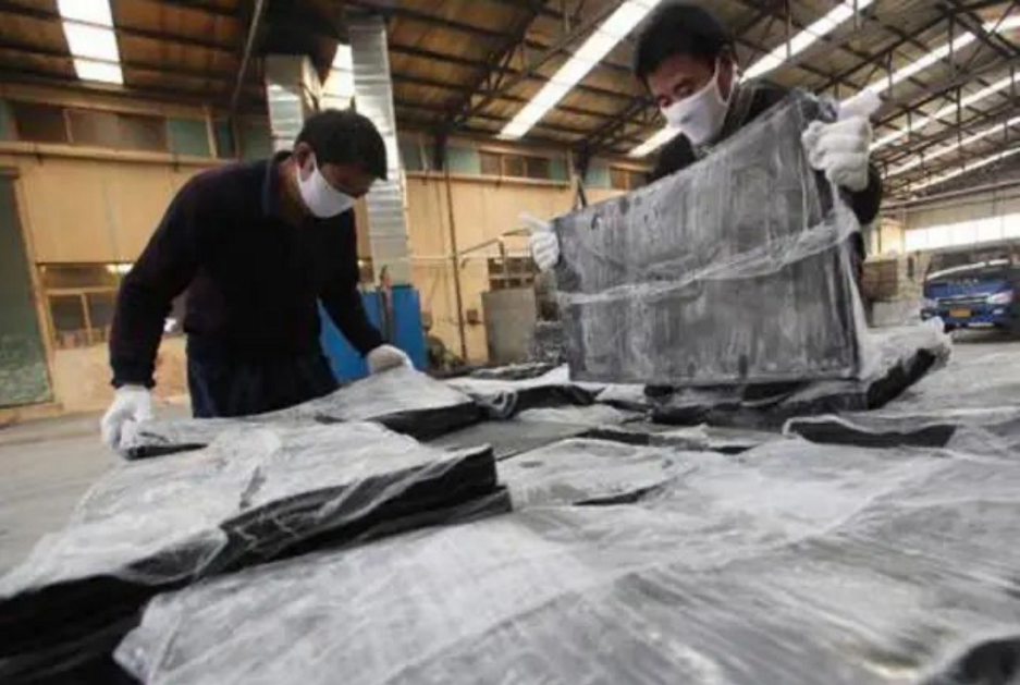 2、廢舊輪胎求大于供 2、廢舊輪胎求大于供