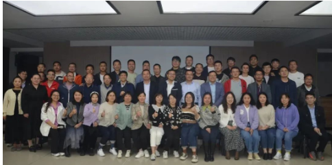 集團新聞丨企業發展戰略暨未來三年規劃研討會隆重召開，抓住新機遇，迎接新未來！