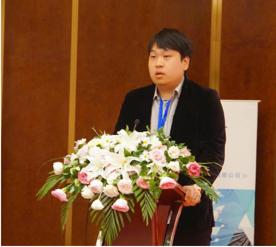 寧波阿能集團總經理、蘇州寶成總經理代表發言，討論長期合作、發展共贏之路。
