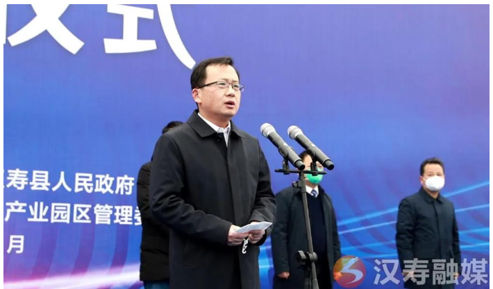 漢壽縣委副書記、縣長 王時雨