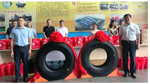 2022年,公司全鋼子午線載重輪胎生產(chǎn)規(guī)模達(dá)到設(shè)計(jì)目標(biāo)200萬套,目標(biāo)銷售收入18億元,并啟動(dòng)600萬條半鋼項(xiàng)目。 2022年,公司全鋼子午線載重輪胎生產(chǎn)規(guī)模達(dá)到設(shè)計(jì)目標(biāo)200萬套,目標(biāo)銷售收入18億元,并啟動(dòng)600萬條半鋼項(xiàng)目。