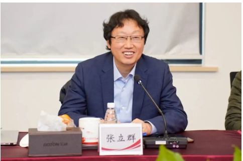 圍繞寶通新四化戰略,寶通與北京化工大學和華南理工大學就綠色發展、人才培養等方面達成進一步深度合作意向,并分別簽署了重要的合作協議。 圍繞寶通新四化戰略,寶通與北京化工大學和華南理工大學就綠色發展、人才培養等方面達成進一步深度合作意向,并分別簽署了重要的合作協議。