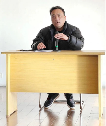 總經理姚峰發表講話 總經理姚峰發表講話