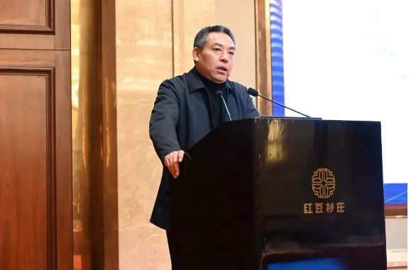 同時，總經理程金元也表示，新的一年，公司將以創新為核心、以產品力、渠道力、營銷力為抓手，加速國際化、智能化、綠色化發展，朝著戰略目標而繼續努力奮斗。
