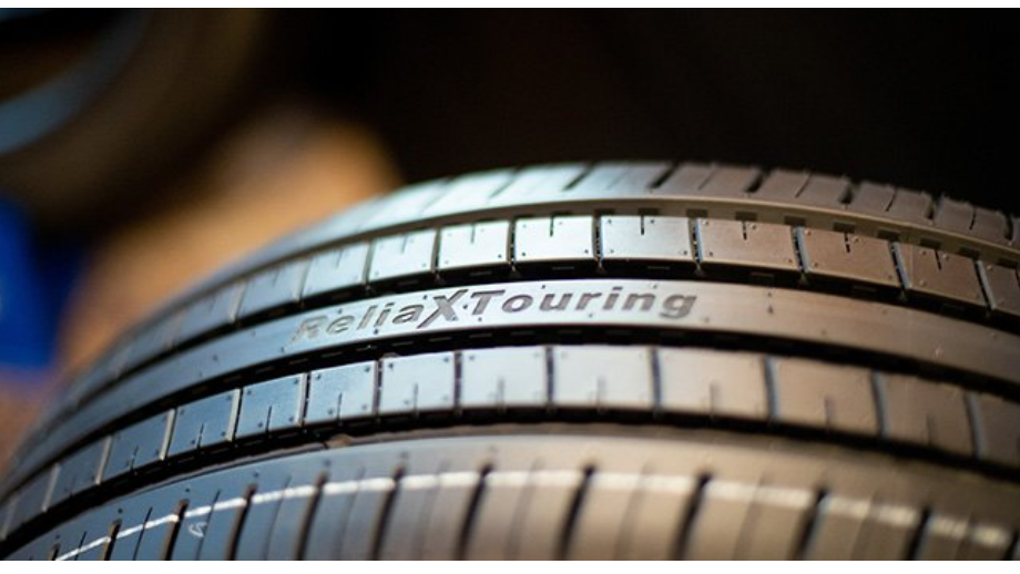 ReliaX Touring TE307更注重輪胎耐用性和行駛里程，同時它還提供出色的燃油經濟性，安全性及更好的舒適性。該系列輪胎產品較前一代產品濕地制動性能提高了23%，濕地操控性能提高了9%;輪胎噪音更低，在干濕路面上抓地力和操控性更好，尺寸從14英寸到17英寸。