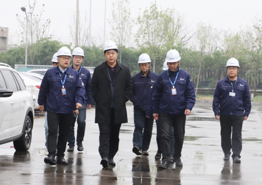 尚吉永主席視察耐斯特炭黑公司，強調“以利潤為中心”