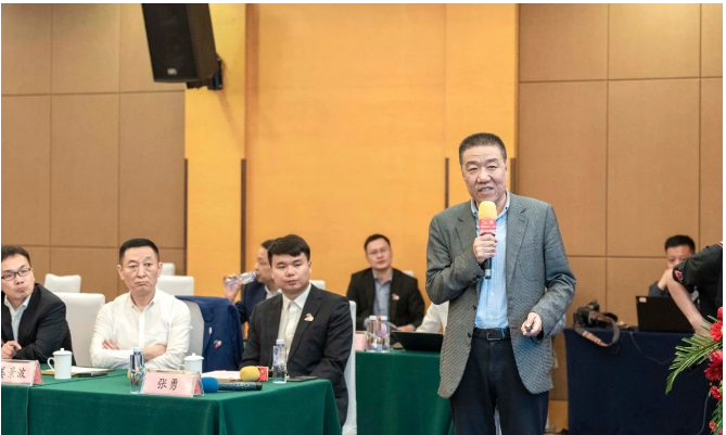 定目標、明方向，集眾人之智、聚眾人之力，本次研討會為利通科技中長期規劃謀好篇、布好局奠定了堅實的基礎。