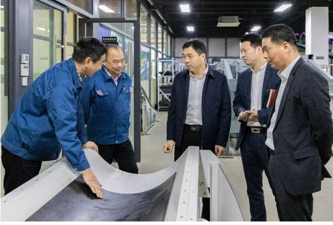 桐鄉市副市長蒞臨雙箭股份 肯定企業發展成就