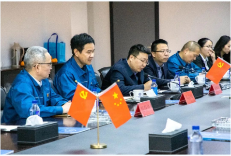 雙箭股份公司作為桐鄉(xiāng)市的重要制造業(yè)企業(yè)，一直受到市委市政府的關(guān)注和支持。此次調(diào)研活動的開展，為桐鄉(xiāng)市政府提供了深入了解企業(yè)發(fā)展?fàn)顩r、及時了解企業(yè)發(fā)展問題的機(jī)會，也為雙箭股份公司提供了一個展示企業(yè)形象、加強(qiáng)與政府合作的機(jī)會。