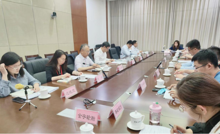 通過此次座談會，山東省貿促會與橡膠輪胎企業就行業發展進行了深入交流和探討，并就未來的發展方向和挑戰提出了具體建議。山東省將繼續加大支持力度，推動橡膠輪胎產業健康發展，促進企業實現更大的成長和國際化進程，為山東省乃至全國的橡膠輪胎行業注入新的動力。