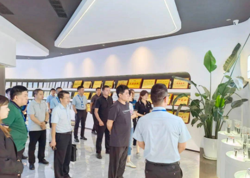 貴州省市場監督管理局調研組近日對固達電纜集團進行了實地調研。此次調研旨在深入了解固達電纜集團在電線電纜產品的生產和銷售質量安全方面的情況，以配合國家市場監督管理總局頒布的第75號和第76號令的落實。固達電纜集團總裁林運芝及相關部門負責人陪同調研組一行進行了詳細介紹。