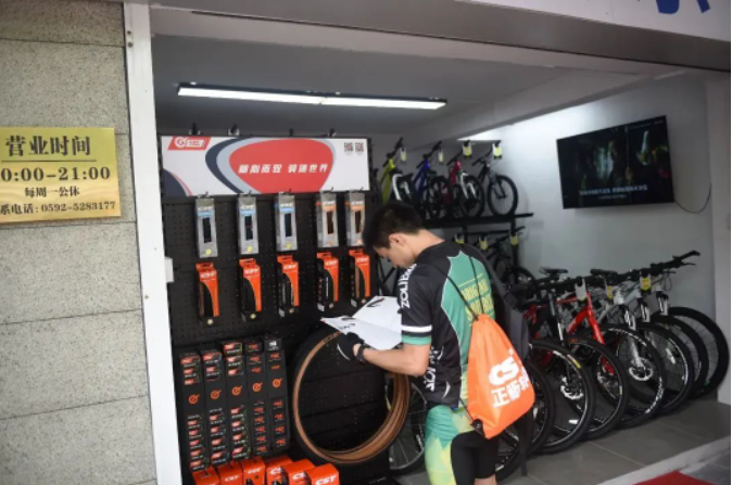 隨后，廈門速博自行車俱樂部與正新自行車胎福建省代理商簽約，達成合作協議。