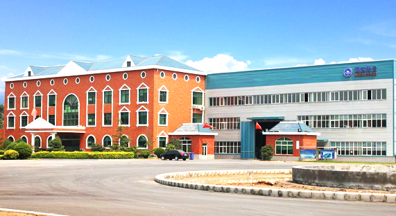河南省工信廳宣布了2023年河南省制造業(yè)頭雁企業(yè)和重點(diǎn)培育企業(yè)的名單。在這份備受矚目的名單中，河南通達(dá)電纜股份有限公司脫穎而出，榮獲2023年河南省制造業(yè)頭雁企業(yè)的殊榮。