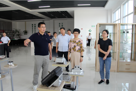 濰坊市領導王麗芹一行到美晨工業集團調研指導