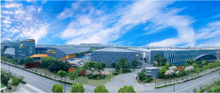 作為國內(nèi)領(lǐng)先的高端智能裝備制造商和智慧工廠解決方案服務(wù)商，薩馳智能裝備股份有限公司將于9月4日至6日在上海新國際博覽中心隆重亮相，參展第21屆中國國際橡膠技術(shù)展覽會。展會期間，薩馳智能的展位位于N1區(qū)1A359。