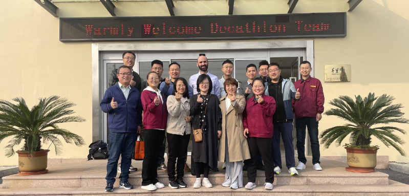 此次迪卡儂團隊的訪問不僅增強了雙方的合作黏性，打通了信息壁壘，更讓大家深刻感受到了ONE TEAM ONE DREAM的凝聚力。Antoine先生表示將與千里行緊密合作，進行更多開創性的合作，攜手實現雙方的高質量發展。